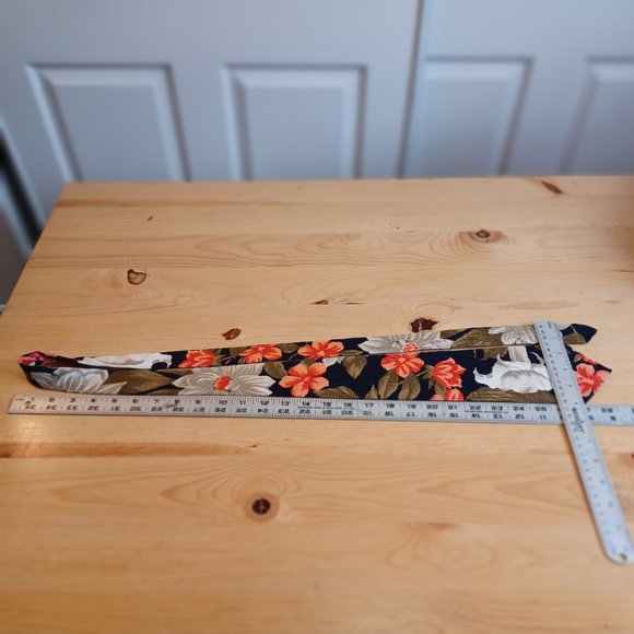 Bright Floral Orange/White Tie (4108), - Picture 4 of 4